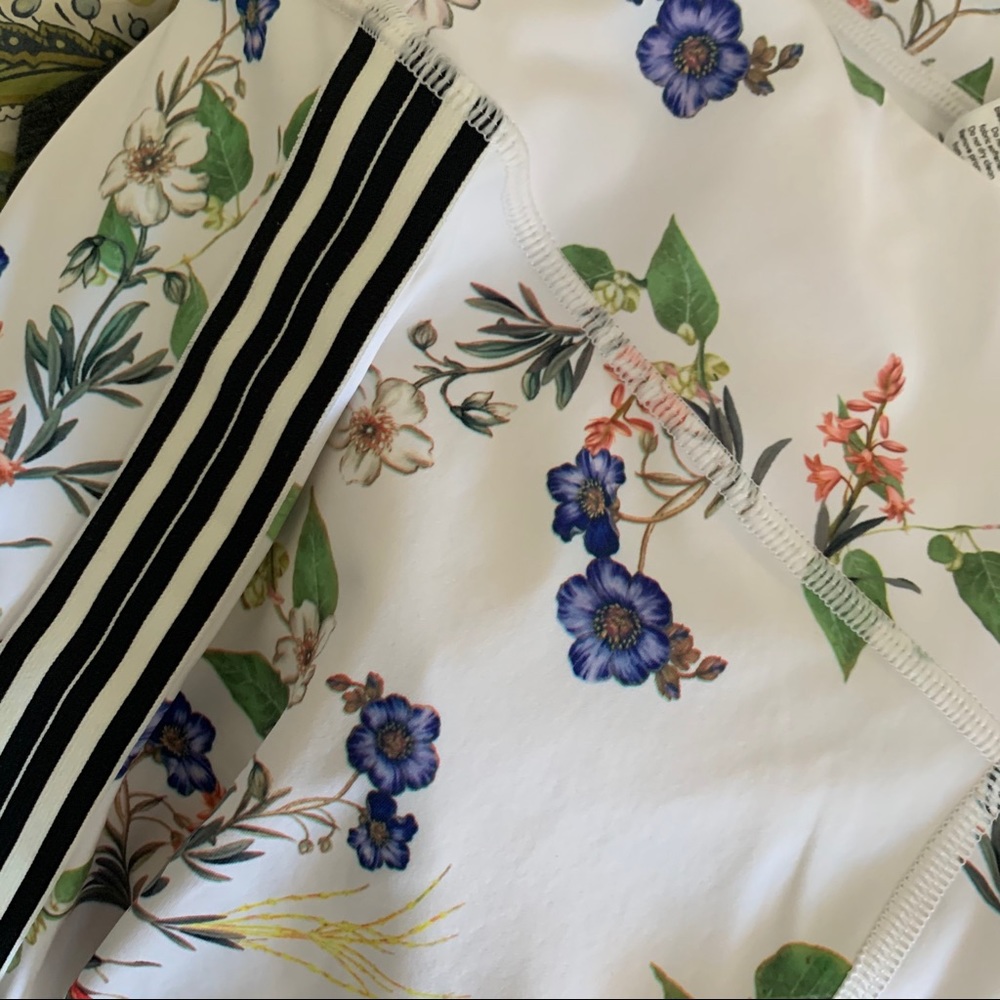 Athleta yoga pants - Picture 3 of 7